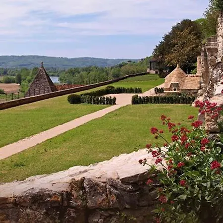 Sarrasins Bed & Breakfast 4*