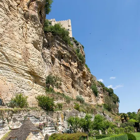 La Maison Des Sarrasins Homestay Beynac-et-Cazenac