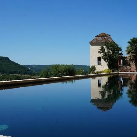 La Maison Des Sarrasins