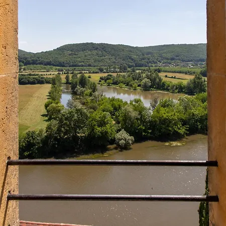 La Maison Des Sarrasins Homestay